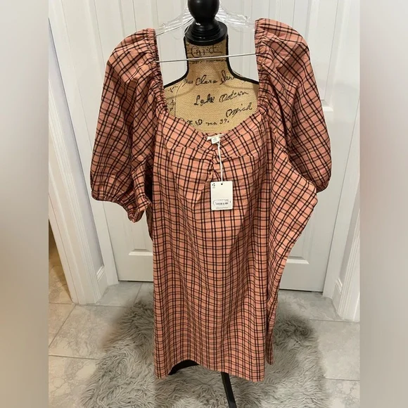 a.n.a Plaid Puff Sleeve Dress in Orange and Black - Picture 2 of 15